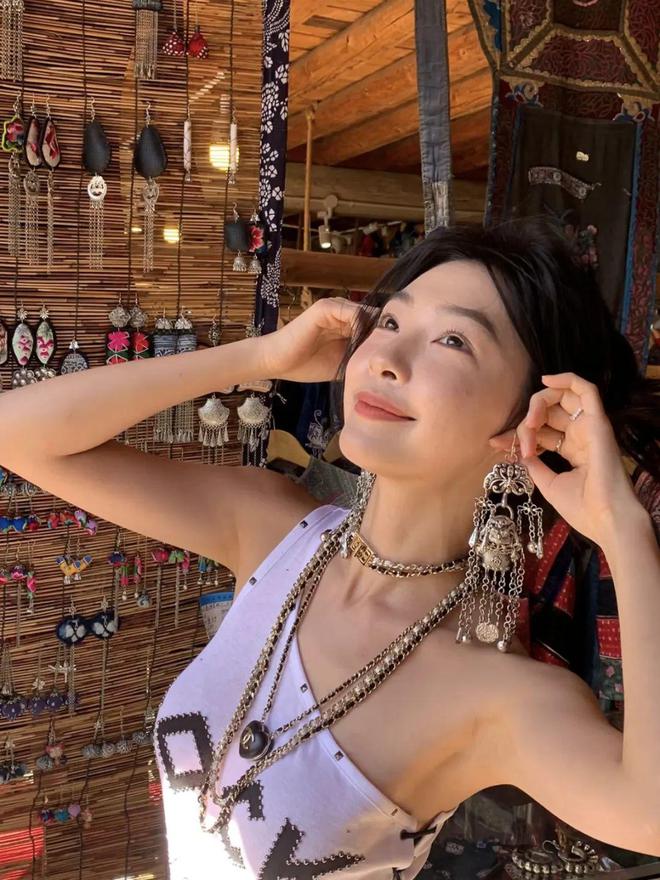 买股式穿搭哪位女明星才是预言家？(图13)