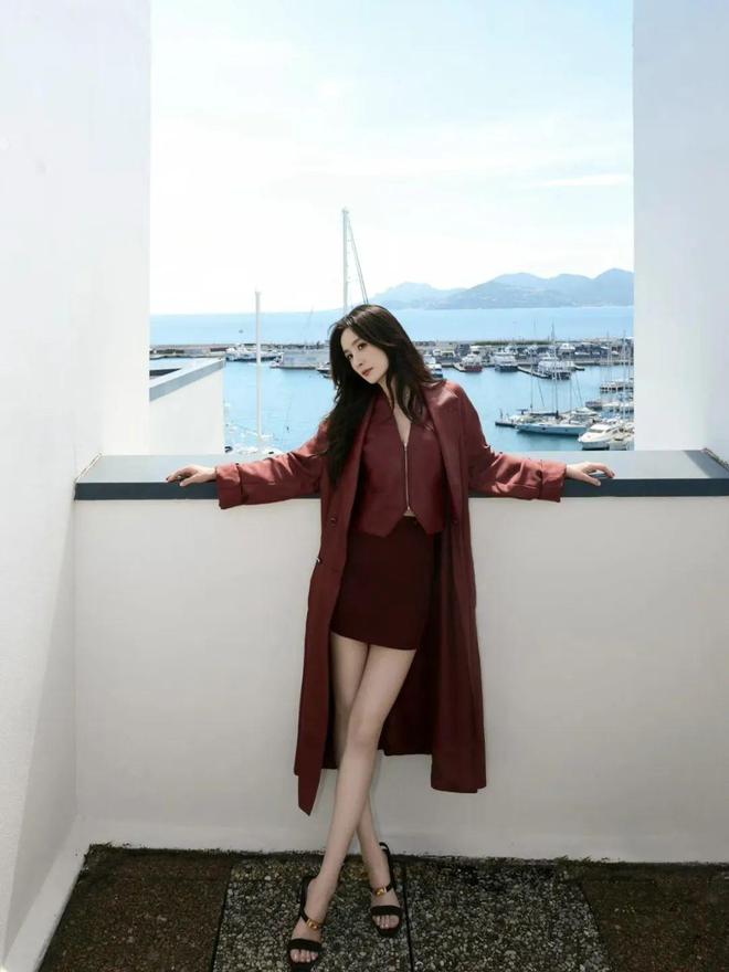 买股式穿搭哪位女明星才是预言家？(图21)