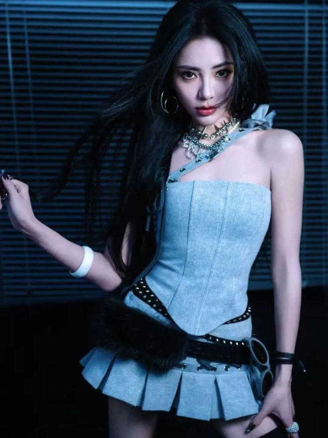 买股式穿搭哪位女明星才是预言家？(图31)